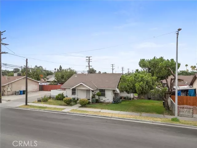 1010 10th Avenue, Delano, CA 93215