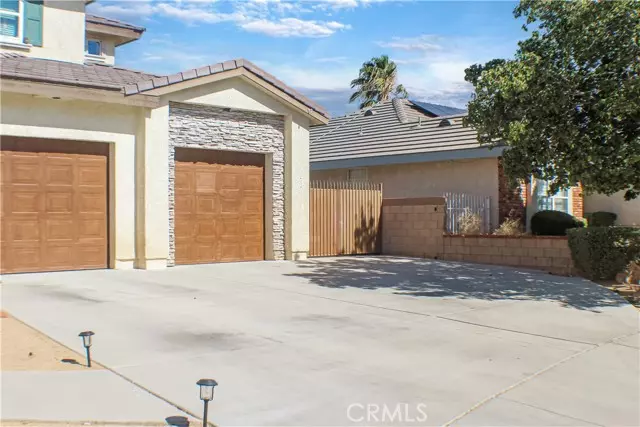 43654 Colony Drive, Lancaster, CA 93536