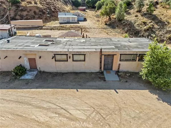 Agua Dulce, CA 91390,13684 Sierra