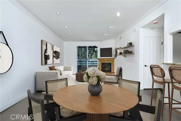 Studio City, CA 91604,4128 Whitsett Avenue #105