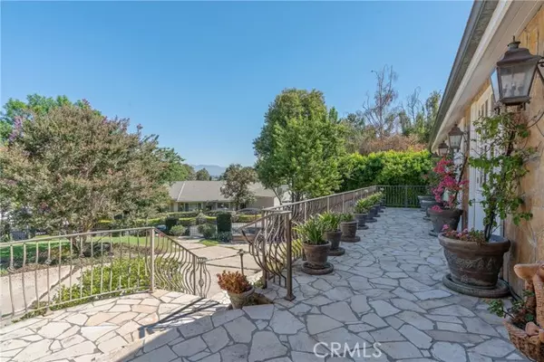 Encino, CA 91436,4266 Valley Meadow Road