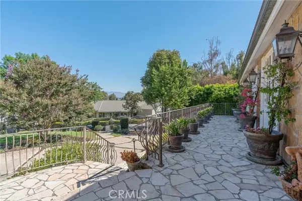 Encino, CA 91436,4266 Valley Meadow Road