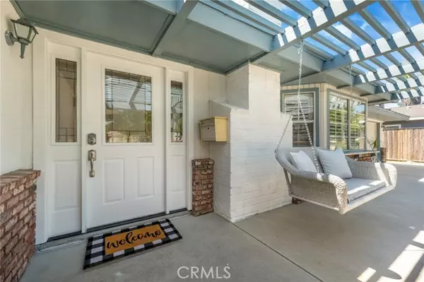 23058 Cohasset Street, West Hills, CA 91307