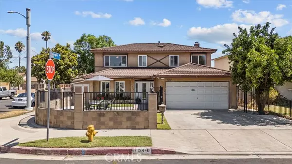 Panorama City, CA 91402,13440 Crowley Street