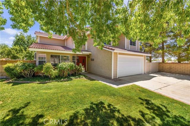 3334 Denise Court, Lancaster, CA 93536