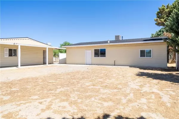 Palmdale, CA 93551,2039 Columbia Way