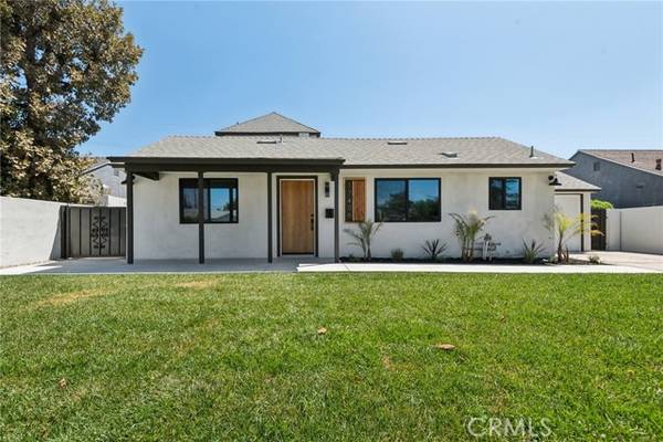 Lake Balboa, CA 91406,17406 Valerio Street