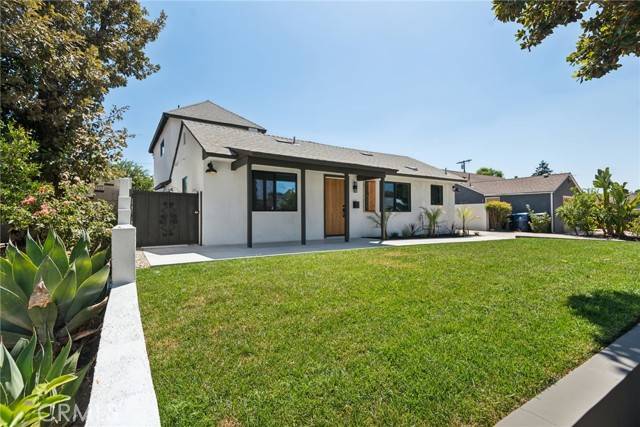 17406 Valerio Street, Lake Balboa, CA 91406