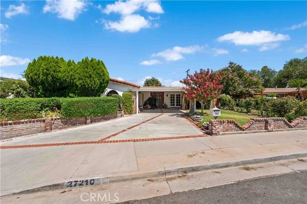 Canyon Country, CA 91351,27210 Plumwood Avenue