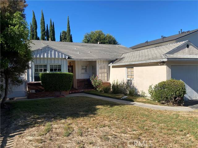 13021 Killion Street, Sherman Oaks, CA 91401