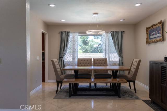 Valencia, CA 91354,28056 Redwood Glen Road