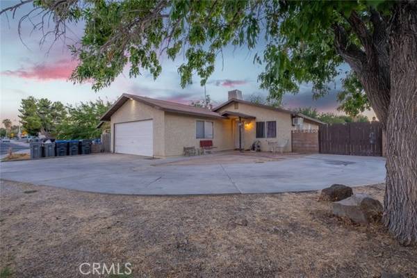 45007 Logue Court, Lancaster, CA 93535