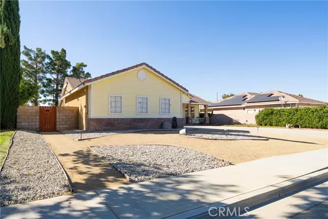 43251 Durango Lane, Lancaster, CA 93536