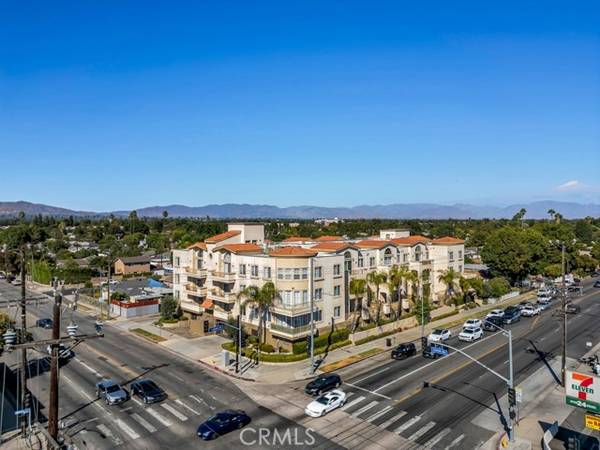 6800 Corbin Avenue #308, Reseda, CA 91335