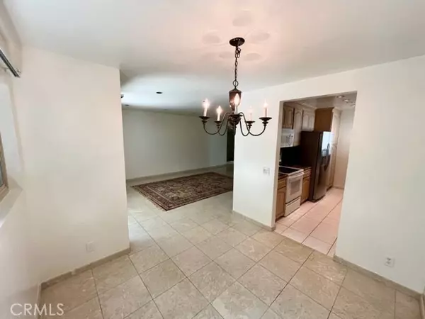 Calabasas, CA 91302,23643 Park Capri #38