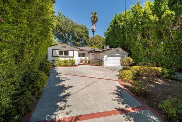 12535 Kling Street, Studio City, CA 91604