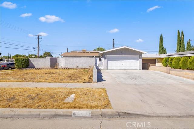 45203 Lorimer Avenue, Lancaster, CA 93534