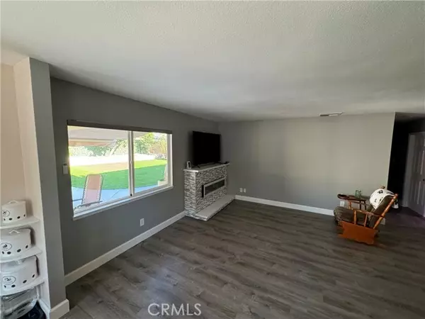 Simi Valley, CA 93065,1516 Willowbrook Lane