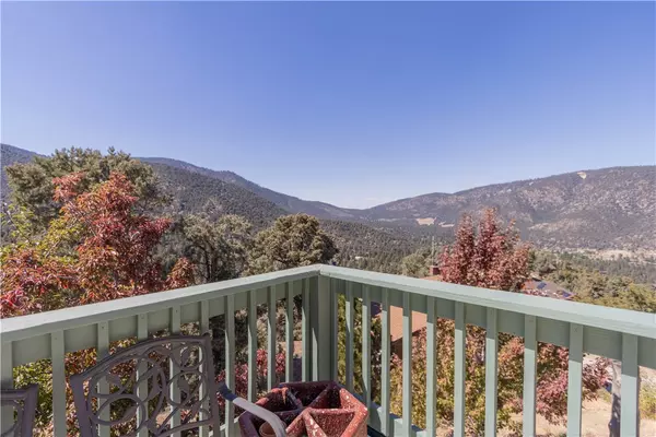 Pine Mountain Club, CA 93222,1715 Dawn Court