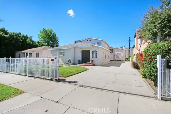 14349 Tiara Street, Van Nuys, CA 91401