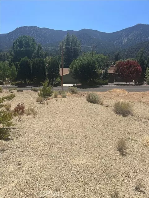 Pine Mountain Club, CA 93222,16401 Huron