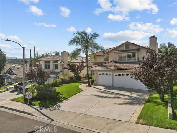 21662 Agajanian Lane, Saugus, CA 91350