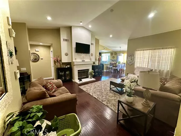 Lancaster, CA 93535,44138 Sunmist Court