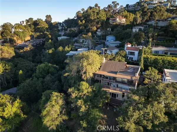 Hollywood Hills, CA 90068,7175 Woodrow Wilson Drive