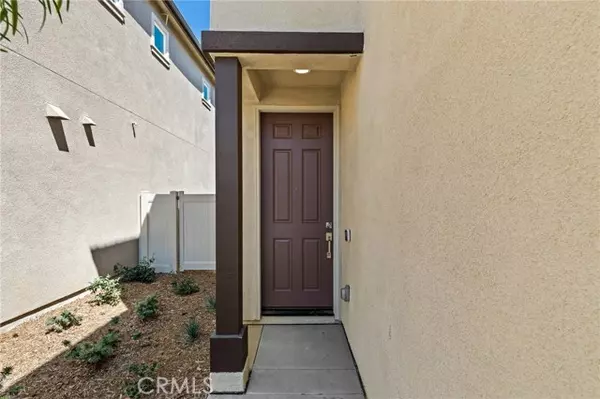 Oceanside, CA 92057,4398 Cadence Way