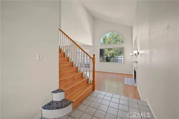 Saugus, CA 91390,28427 Evergreen Lane