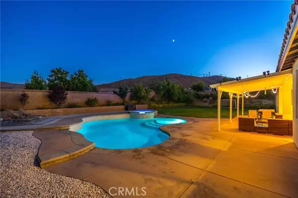 5558 Bienveneda Ter, Palmdale, CA 93551