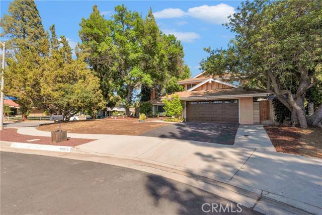 10814 Des Moines Avenue, Porter Ranch, CA 91326