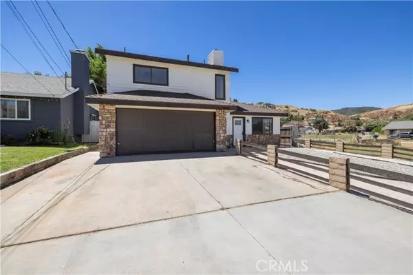 Lake Hughes, CA 93532,14342 Boxtree Street