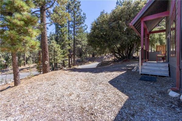 1517 Woodland Drive, Pine Mountain Club, CA 93222