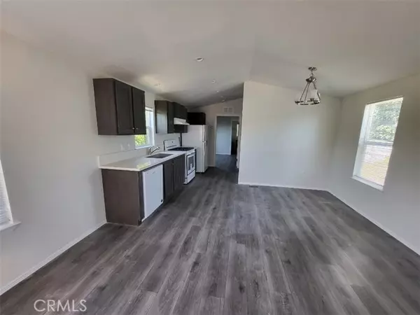 20652 Lassen St #130, Chatsworth, CA 91311