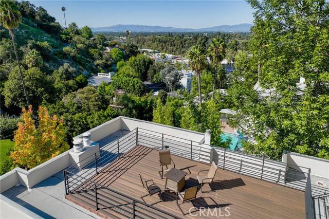 4148 Sunswept Drive, Studio City, CA 91604