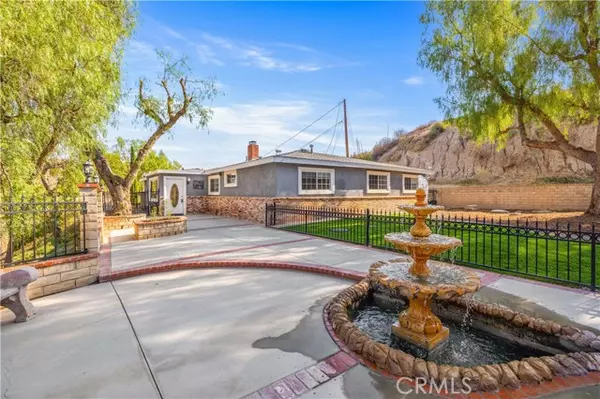 30865 The Old Dirt Road, Agua Dulce, CA 91390