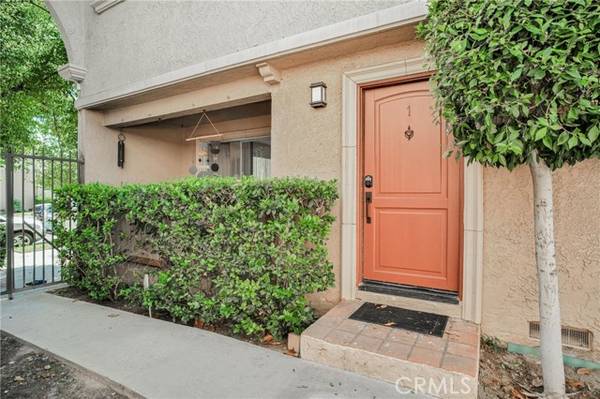 20203 Cohasset Street #1, Winnetka, CA 91306