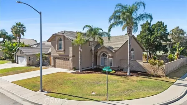 8421 Whitewater Drive, Bakersfield, CA 93312