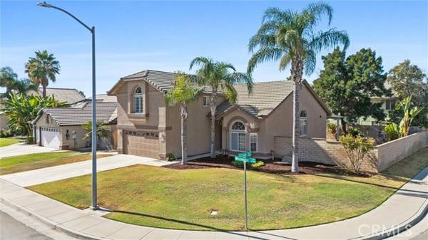 8421 Whitewater Drive, Bakersfield, CA 93312