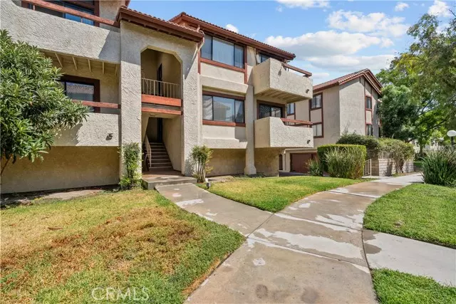 Canyon Country, CA 91387,18183 Sundowner Way #845