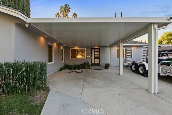 Woodland Hills, CA 91367,6153 Debs Avenue