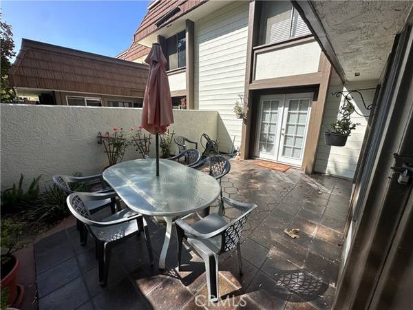 22123 James Alan Circle, Chatsworth, CA 91311