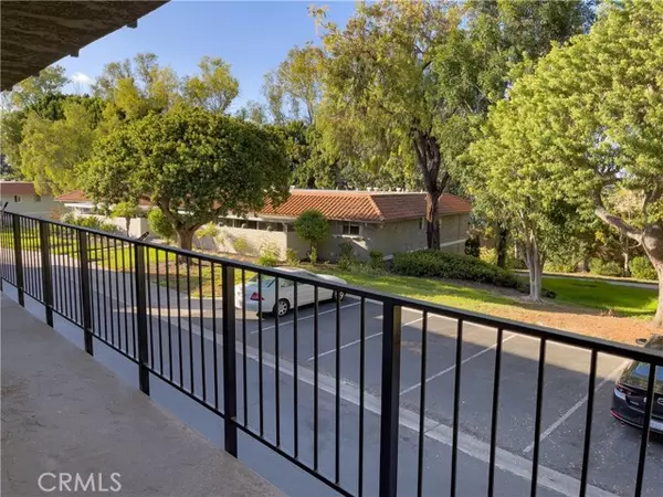 Laguna Woods, CA 92637,2242 Via Puerta B #B