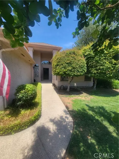 1995 Donner Avenue, Clovis, CA 93611