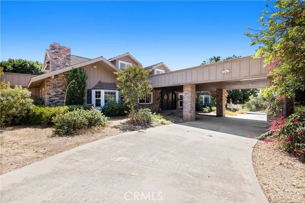 10461 Quail Canyon Road, El Cajon, CA 92021