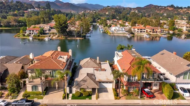 Westlake Village, CA 91361,32200 Oakshore Drive