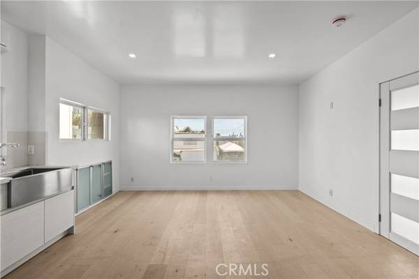 1071 W Channel Road #117, Santa Monica, CA 90402