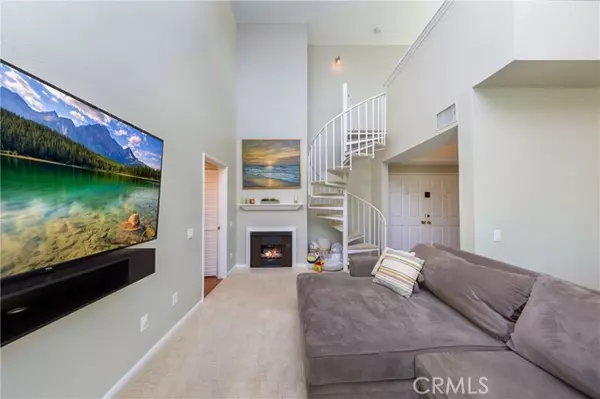 Studio City, CA 91604,13220 Valleyheart Drive #306