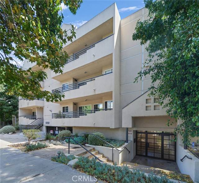 5050 Coldwater Canyon Avenue #303, Sherman Oaks, CA 91423